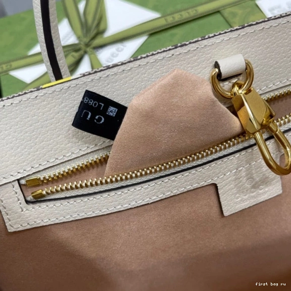 First bag ru tote GG GUCCI bag small 0808